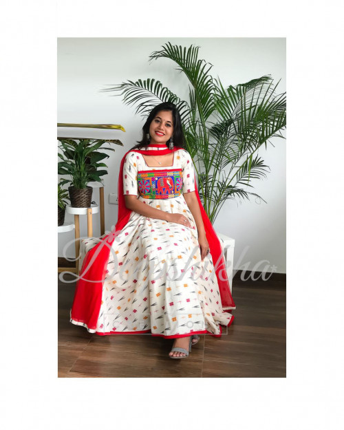 Wide range of designer collection Indian Desi Handmade Anarkali lehanga. Festive wear Dupatta indian festivals traditional outfits Indian weddings indian clothing for women.