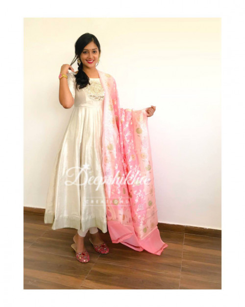 Wide range of designer collection Indian Desi Handmade Anarkali lehanga. Festive wear Dupatta indian festivals traditional outfits Indian weddings indian clothing for women.