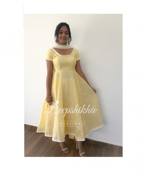 Wide range of designer collection Indian Desi Handmade Anarkali lehanga. Festive wear Dupatta indian festivals traditional outfits Indian weddings indian clothing for women.