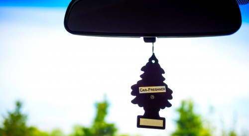 Car-Air-Freshener-in-2015-1-e1425049513424.jpg