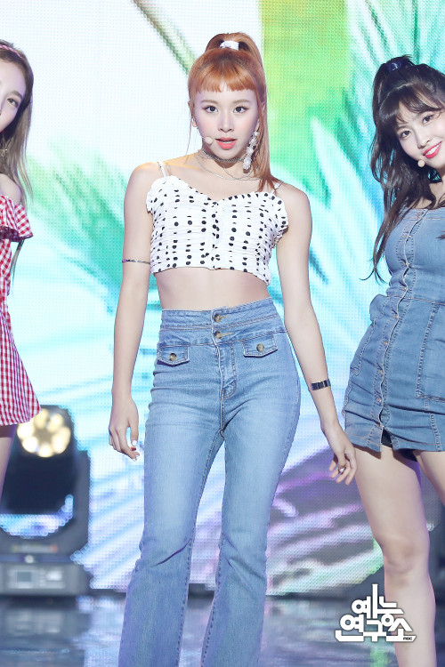 Chaeyoung-1545f54d4af83deed.jpg