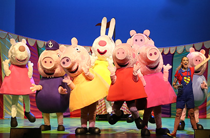 Circles-Entertainment---Peppa-Pig-Live-Peppa-Pigs-Celebration-410-b.jpg