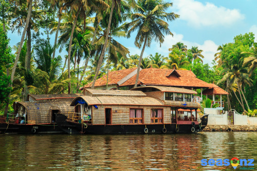 Kerala Houseboat Packages