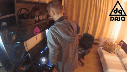 DASQ DJ Techno Live Mix Romania Gif DJ DASQ
