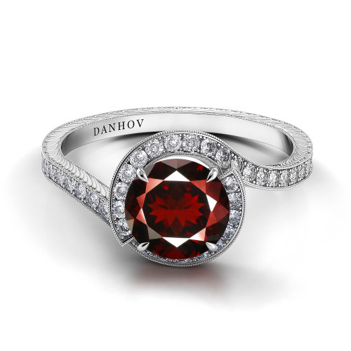 Danhov Abbraccio Garnet Ring.To buy this product pleas visit here https://eyeonjewels.com/product/danhov-abbraccio-garnet-ring-13972