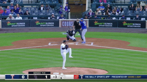 Dunning-first-MLB-hit-at-COL-6-1-2021.gif