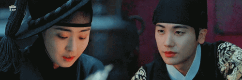 EP02---Our-Blooming-Youth-11.gif