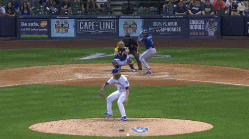 Elvis-solo-HR-replay-9-at-MIL-8-9-2019.gif