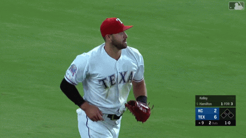 Gallo-CF-diving-catch-vs-KC-5-31-2019.gif