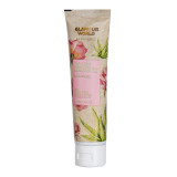 Glow-Smooth-Facewash-2