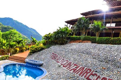 ICSP-3D2N-Accommodation-at-Tribal-Hills-Mountain-Resort---P1399P2875-410-b.jpg