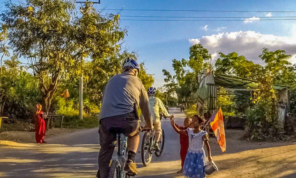 Inle bike