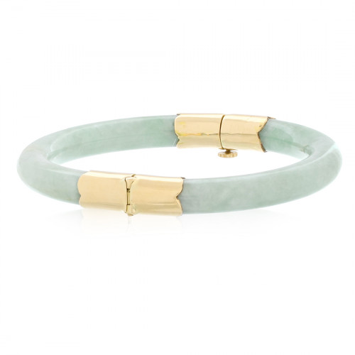Polished 14K Yellow Gold - 7mm Jade Design - Marked: Stainless Steel - Measures: 2-3/4" X 2-1/2" (14mm) with Screw Clasp - Comes in A Jewelry Gift Box. This Bracelet Has A Total Weight Of 10 Grams Comes in Gift Box.To know more details please visit here https://eyeonjewels.com/product/ladies-14k-yellow-gold-jade-bangle-bracelet-6-12-13687