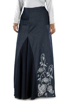 Muslim-Skirtssmall.jpg