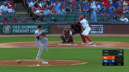 Pence-solo-HR-12-vs-BALT-6-6-2019.gif