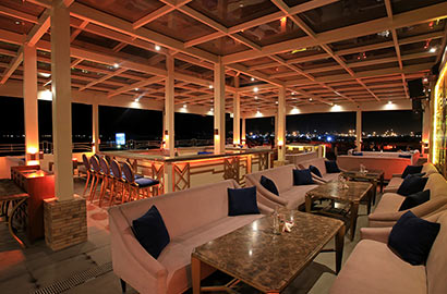 Penthouse-By-The-Bay-40-Off-GC-on-Food-and-Drinks---P299-P500-410-o.jpg