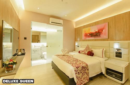 Red-Hotel-Overnight-Standard-Queen-Room-Accommodation-for-2-wB-D-520-c.jpg