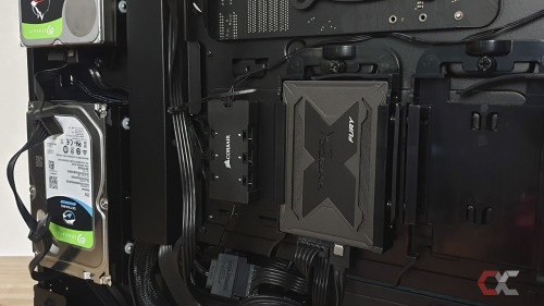 Review Corsair Crystal 570X OverCluster Parte Trasera 2
