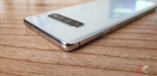 Review Galaxuy S10+ Overcluster 4