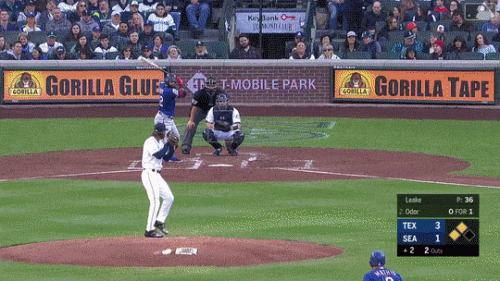 Roogie-3-run-HR-at-SEA-4-27-2019.gif