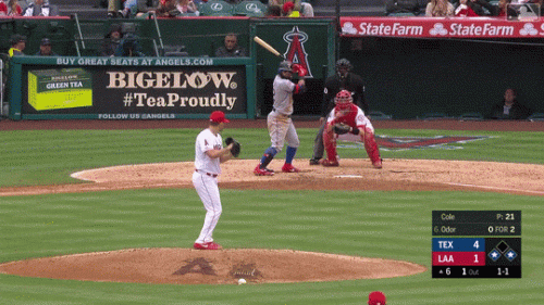 Roogie-broken-bat-RBI-at-LAA-5-26-2019.gif