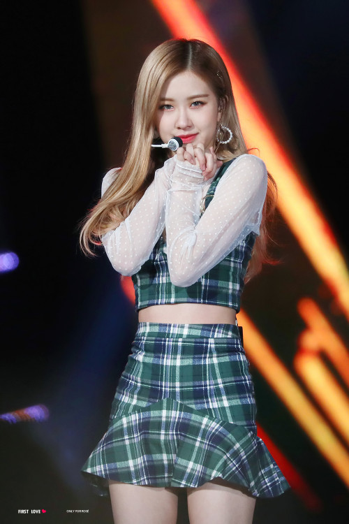 Rose' (Black Pink)