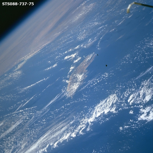 STS088-737-75_3.jpg