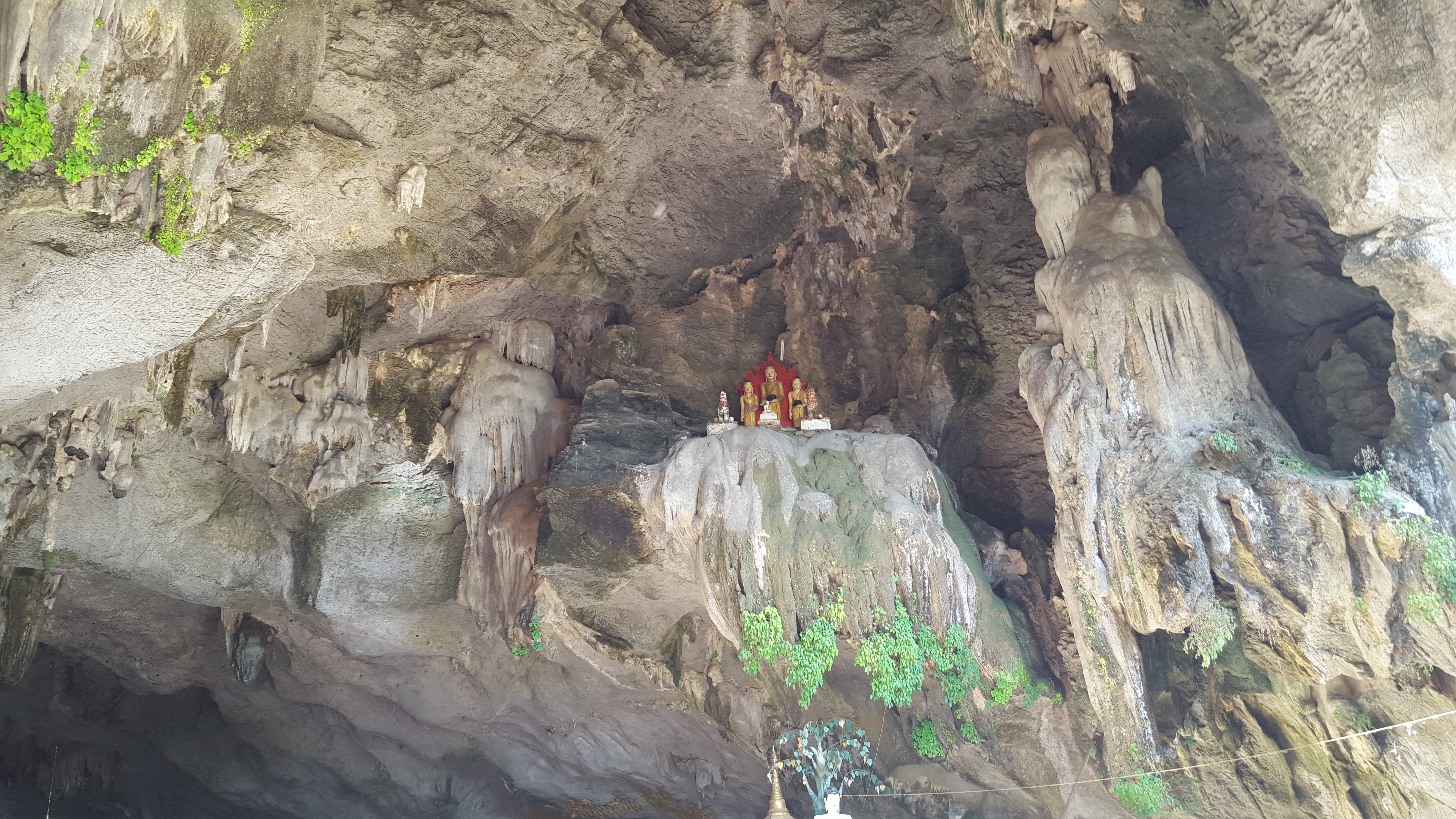 Sadan cave