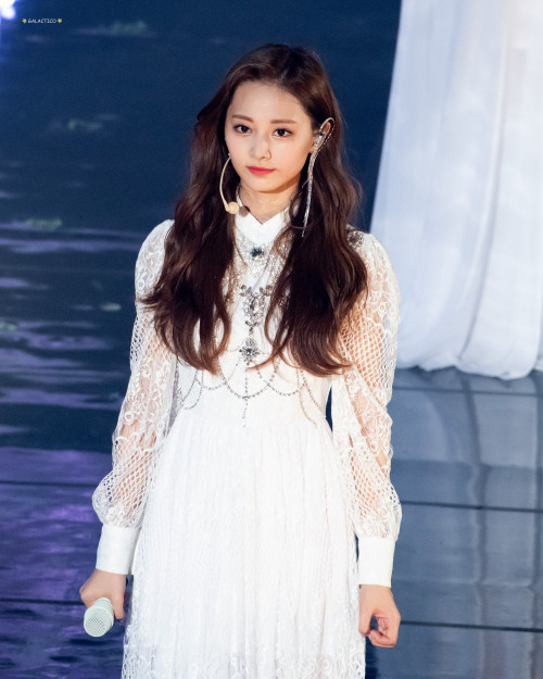 Tzuyu-19.jpg