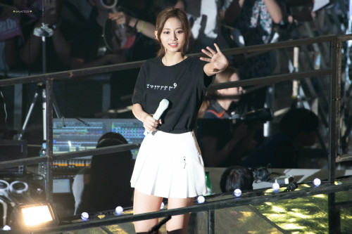 Tzuyu-5.jpg