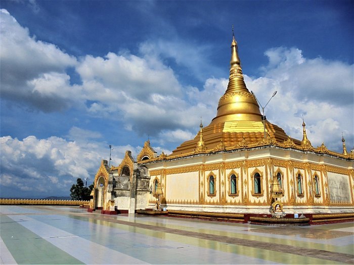 Paw Taw Mu pagoda in Myeik