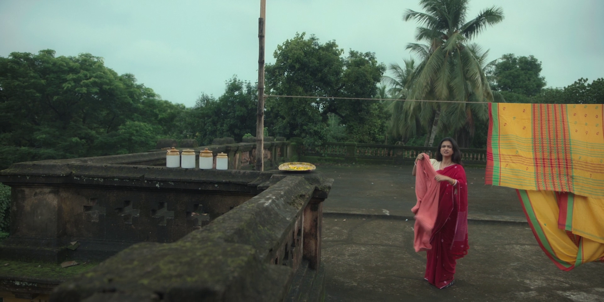 Screenshot of Bishohori 2025 S01 Completed Full Series Link in Bangla WEB-DL | MovieLinkBD  movielinkbd.com