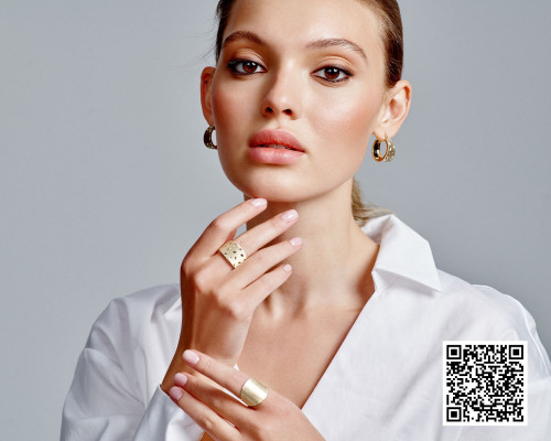 Allison Kaufman’s designs are popular for their exquisite craftsmanship, timeless elegance, and attention to detail. Known for blending classic and contemporary styles, from understated pieces to bold statement designs. High-quality materials and innovative design techniques ensure durability and beauty. Each piece reflects a dedication to perfection, making them highly sought after by those who appreciate fine jewelry. To know more visit here https://www.futerbrosjewelers.com/jewelry/brand/allison-kaufman