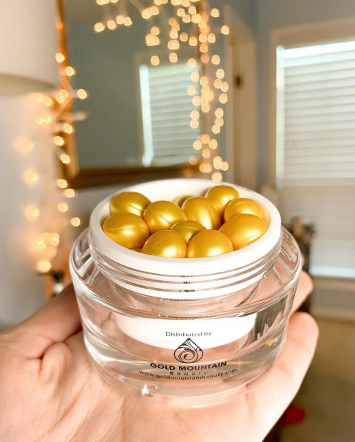 Are you looking for Anti-Aging capsules for skin care? Then look no further. Gold Mountain Beauty offers the best natural anti-aging capsules. It's formulated with natural aloe vera and vitamin E. It is available in affordable price. Shop today!