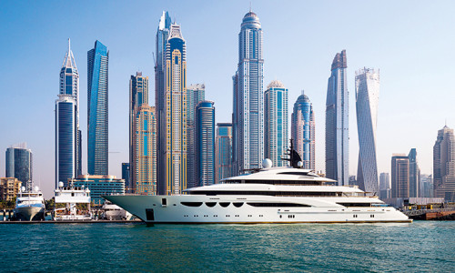 Enjoy the view of Dubai's breathtaking skyline while relaxing on board a Al Shaali 50-foot yacht.It includes the use of all on-board facilities and fishing equipment.
http://bit.ly/2vfqOlV