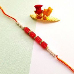 red_traditional_rakhi.jpg