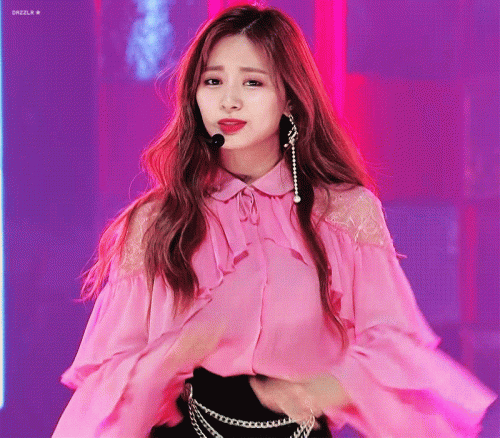 tzuyu.gif